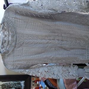 051 Light gray knit sweater